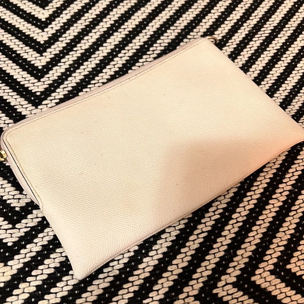 Coach cosmetics bag - Picture 3 of 6